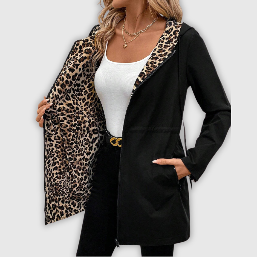 Dwustronny płaszcz z kapturem i wzorem w panterę